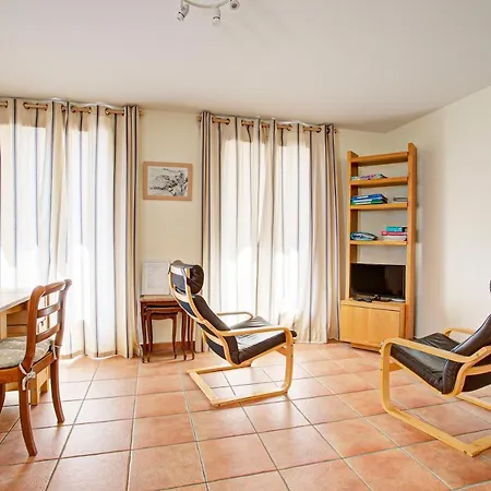 Obelisque 1a - Au Rez-de-chaussee Apartment